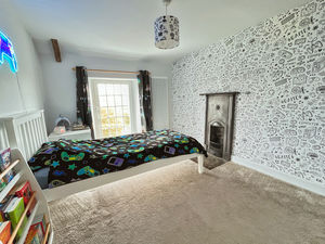 Photo 22- click for photo gallery